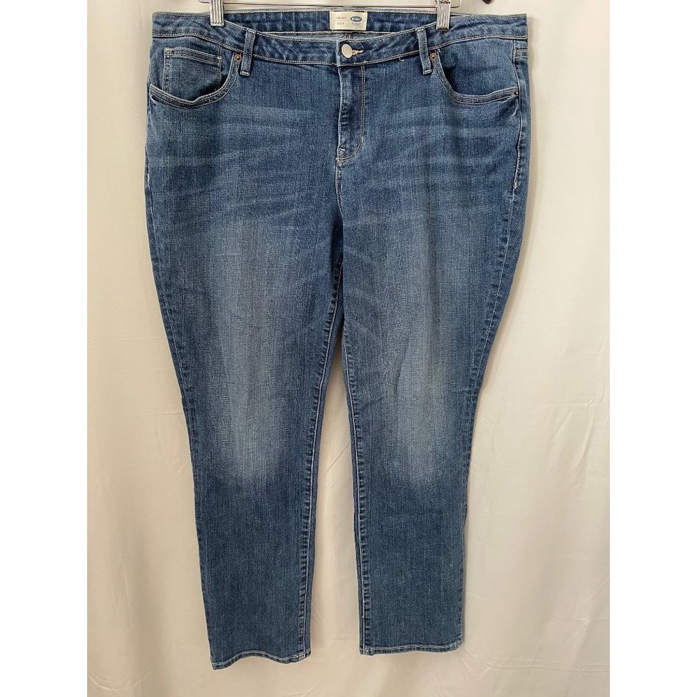 Old Navy Women's Dark Wash Straight Jeans - Picture 6 of 13